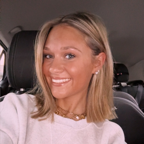 halli_bales